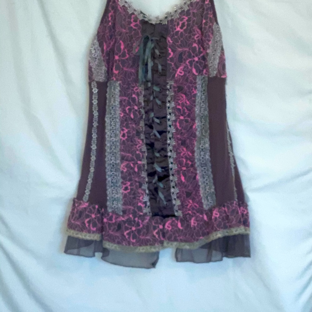 Beautiful embroidered cami tank.